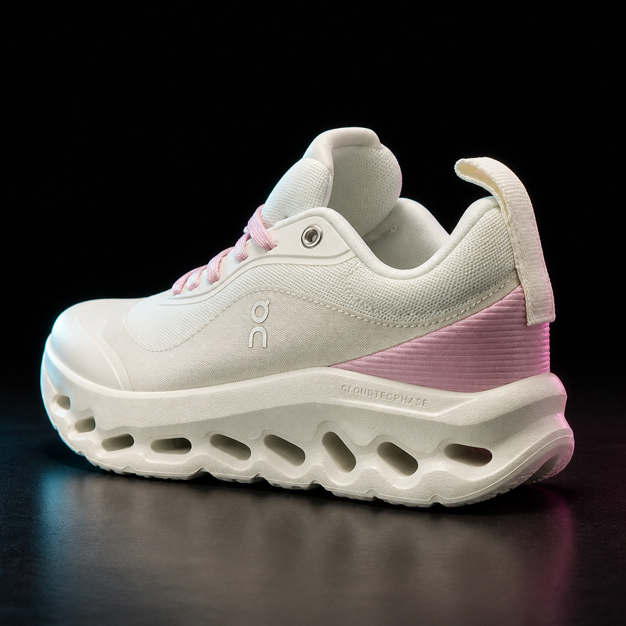 Loewe x On Cloud